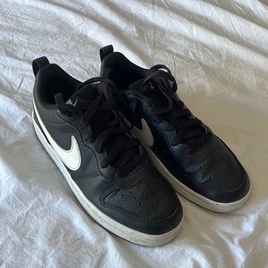 Nike Court Borough Low 2 Grade School Kids' Shoes